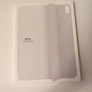 Apple Empty Box Of iPad Smart Folio  in Elegant White